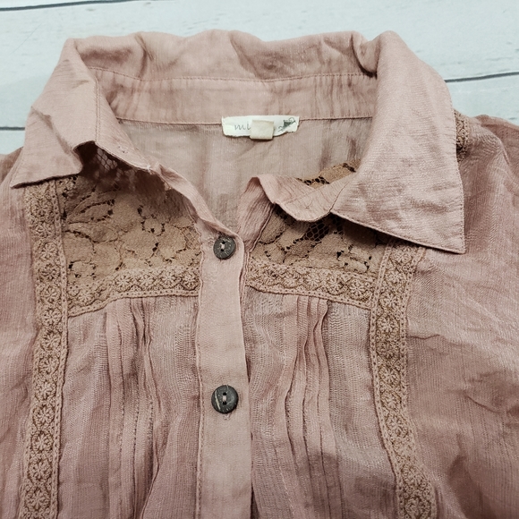 Mine Top Size Large Long Sleeve Lace Sheer Used - Picture 3 of 6